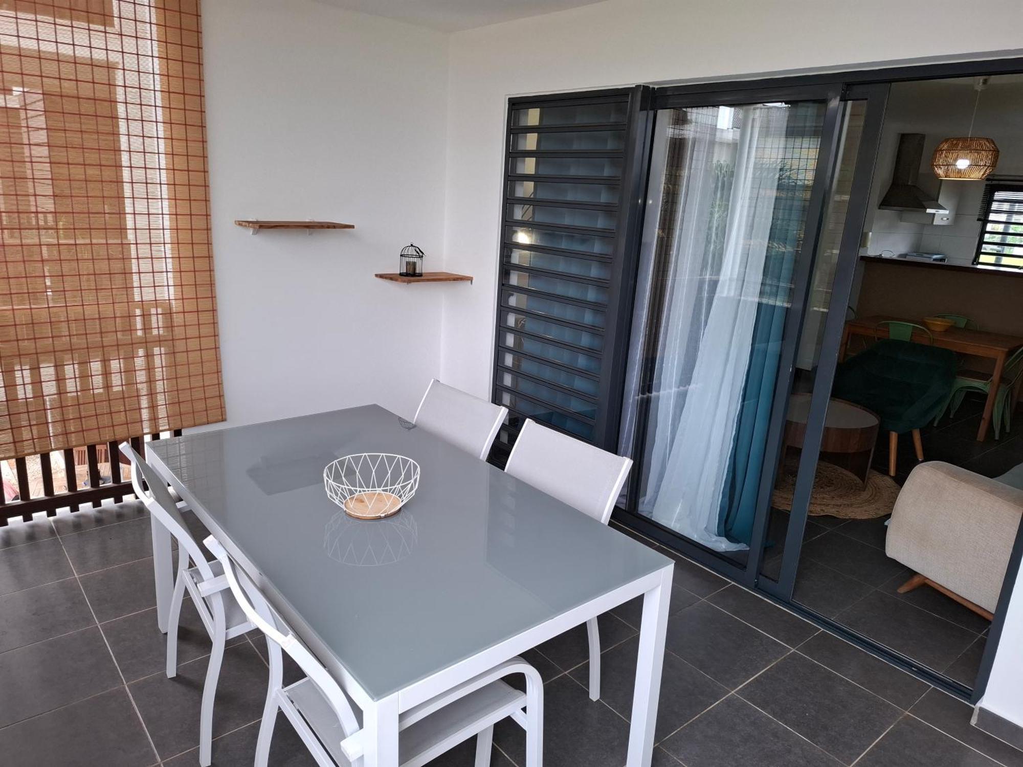 Hibiscus Standing- Appartement Cosy- 2 Chambres Climatisees- Cuisine Equipee- Wifi-Terrasse Cayenne Bagian luar foto