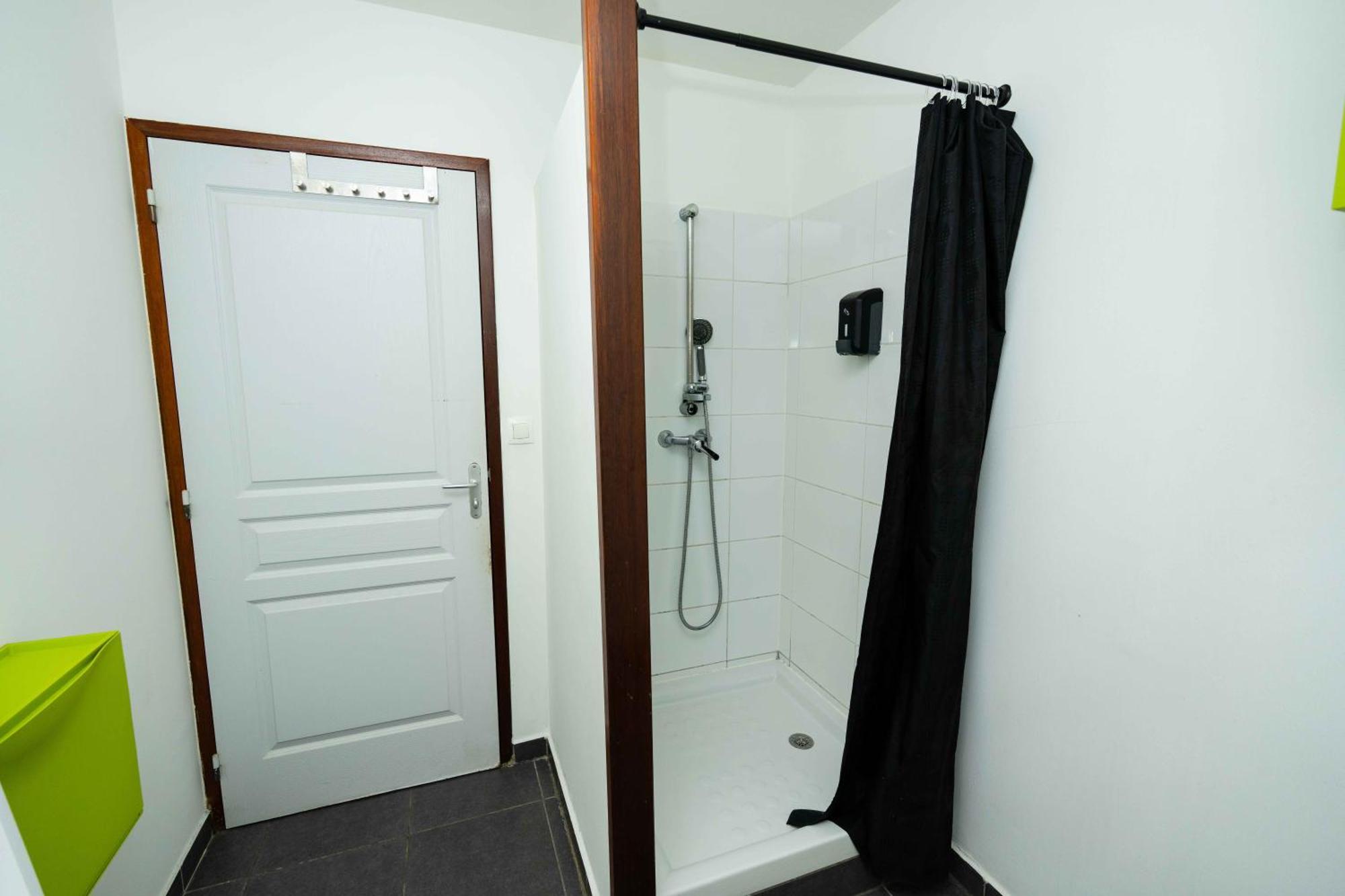 Hibiscus Standing- Appartement Cosy- 2 Chambres Climatisees- Cuisine Equipee- Wifi-Terrasse Cayenne Bagian luar foto