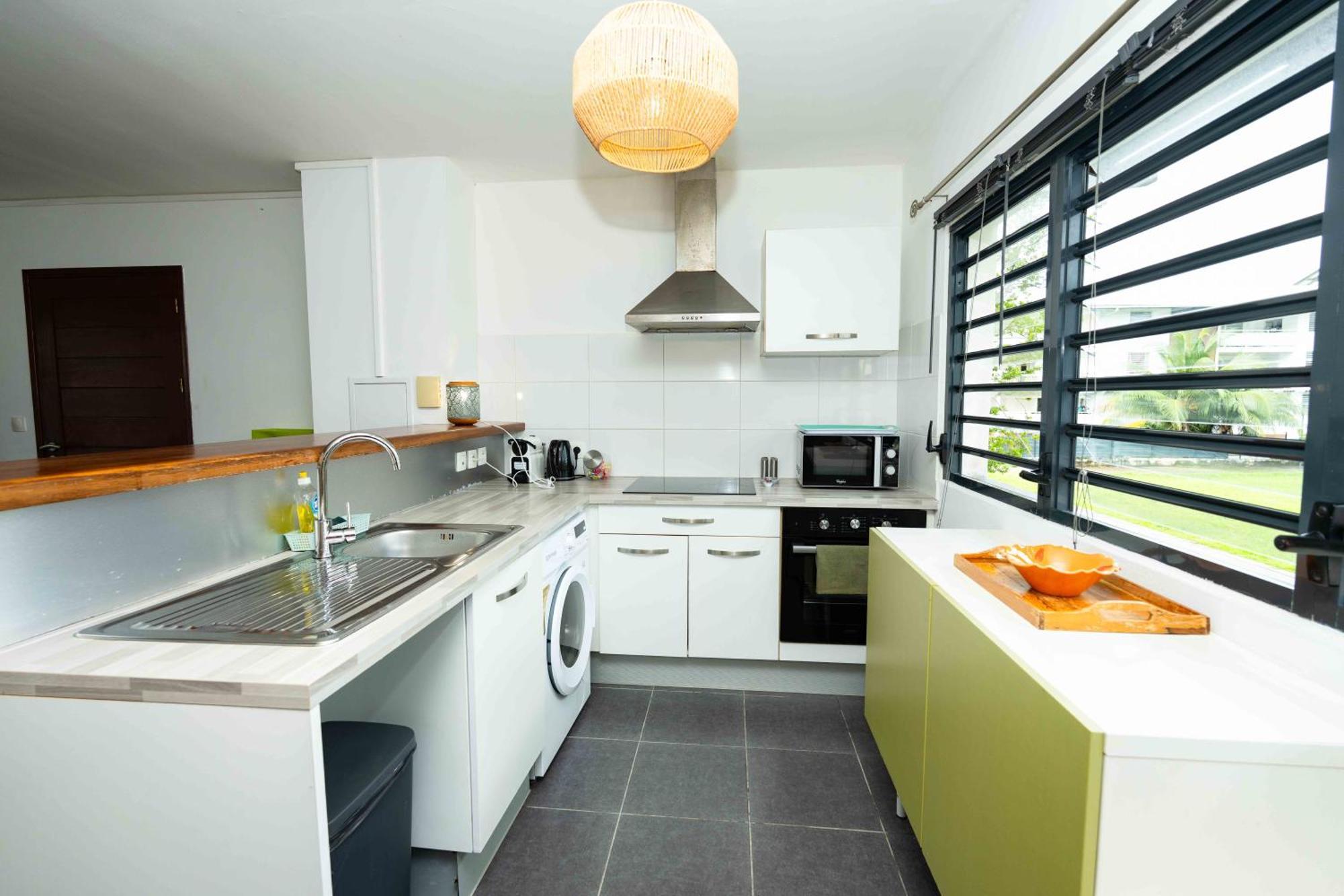 Hibiscus Standing- Appartement Cosy- 2 Chambres Climatisees- Cuisine Equipee- Wifi-Terrasse Cayenne Bagian luar foto
