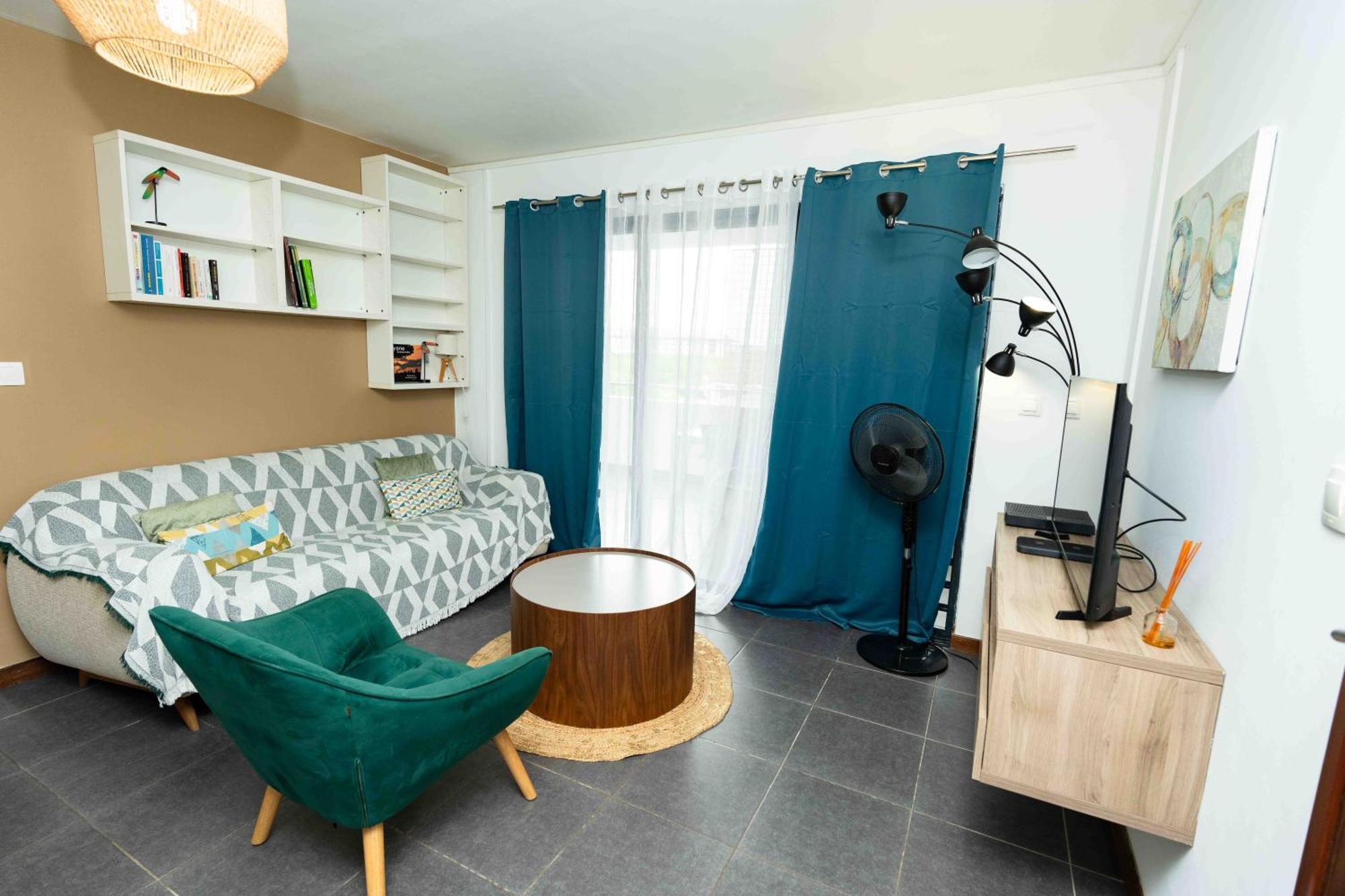 Hibiscus Standing- Appartement Cosy- 2 Chambres Climatisees- Cuisine Equipee- Wifi-Terrasse Cayenne Bagian luar foto